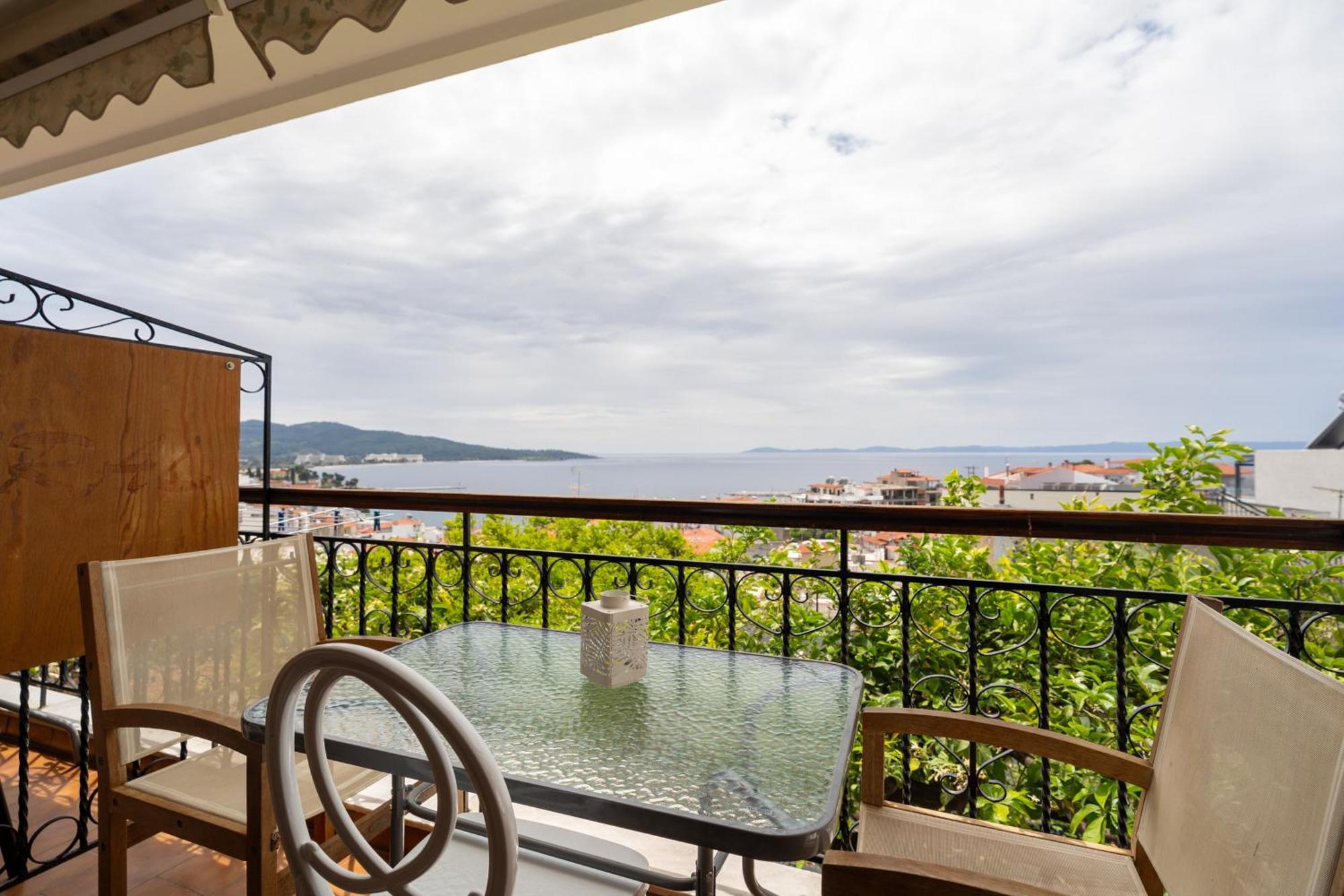 House Mistral Apartment