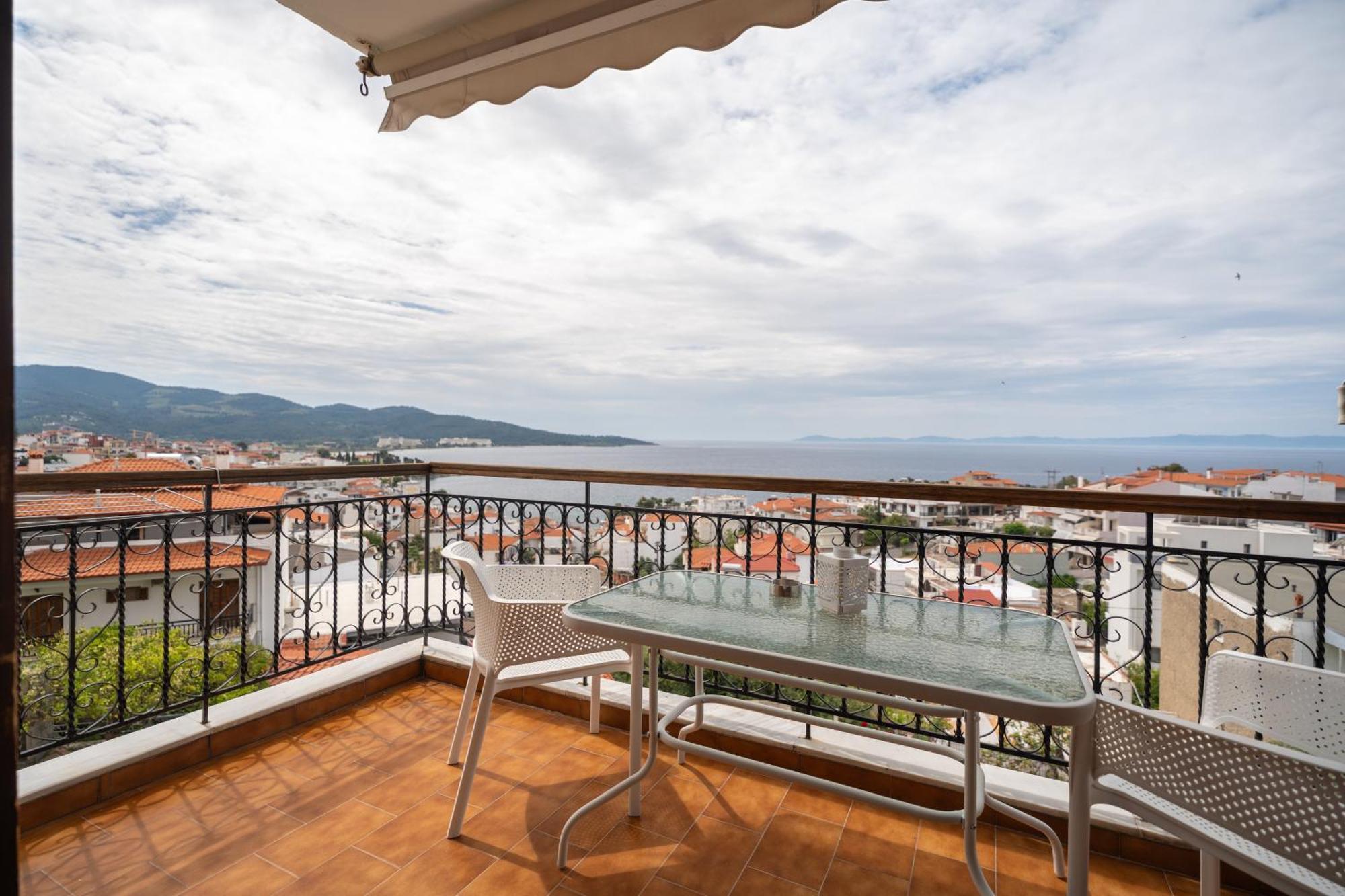 Apartment House Mistral *